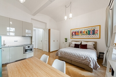 Všehrdova, Malá Strana - Praha 1 | Prodej, Byt 1+kk, 32 m²