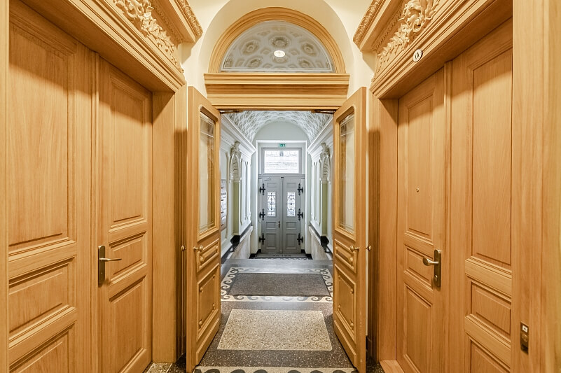 Všehrdova, Malá Strana - Prague 1 | Sale, Apartment Studio (1+kk), 32 m²