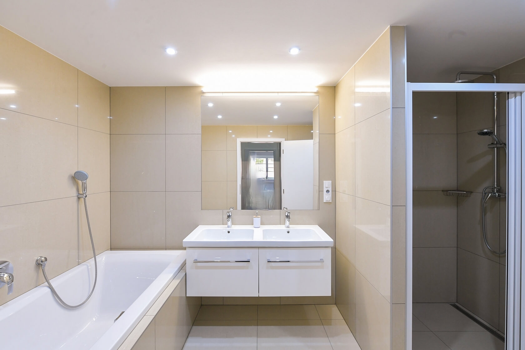 Branická, Braník - Praha 4 | Pronájem, Byt 3+kk, 195 m²