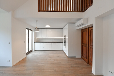 Bulharská, Vršovice - Praha 10 | Pronájem, Byt 4+kk, 158 m²