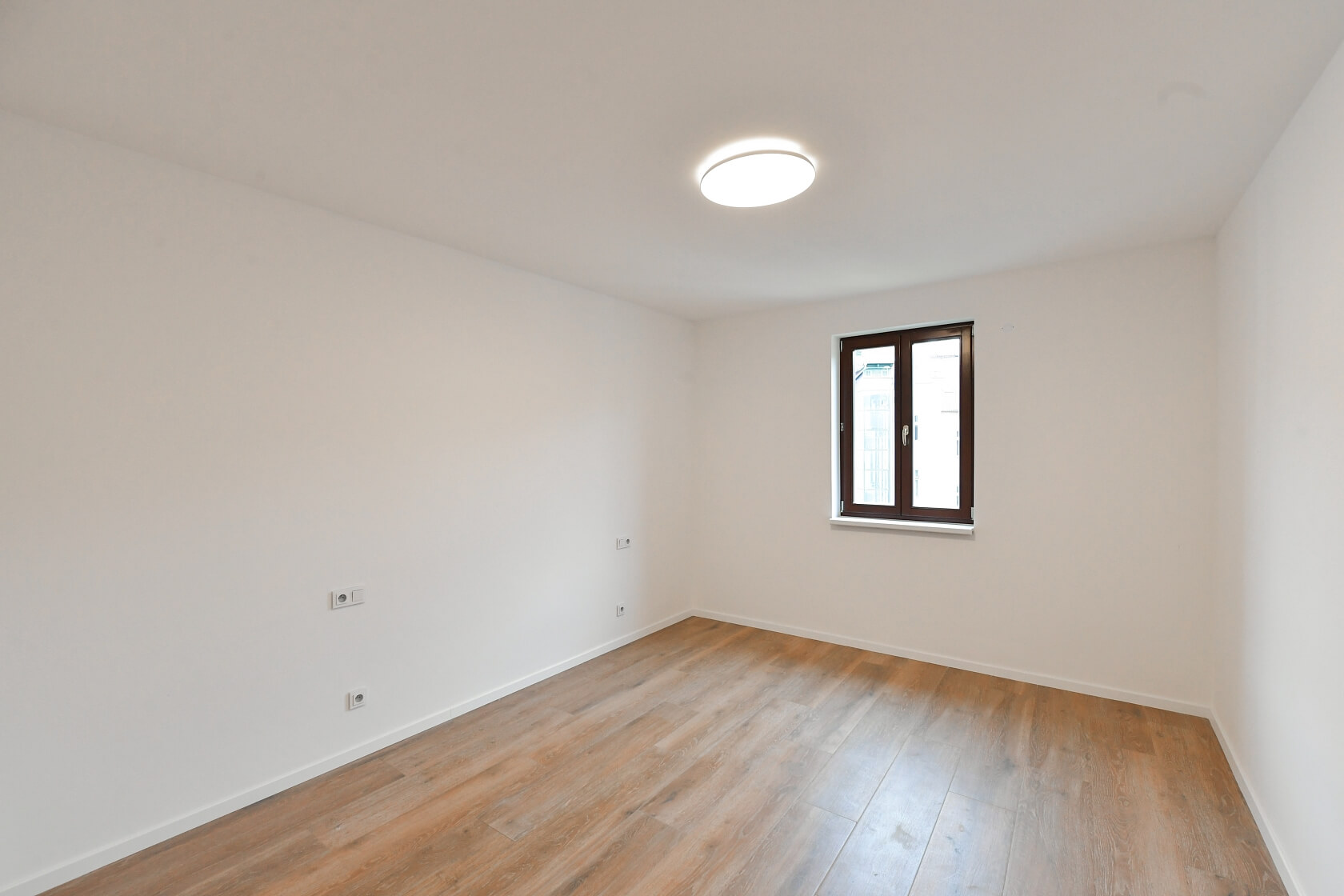 Bulharská, Vršovice - Prague 10 | Rent, Apartment Three-bedroom (4+kk), 158 m²