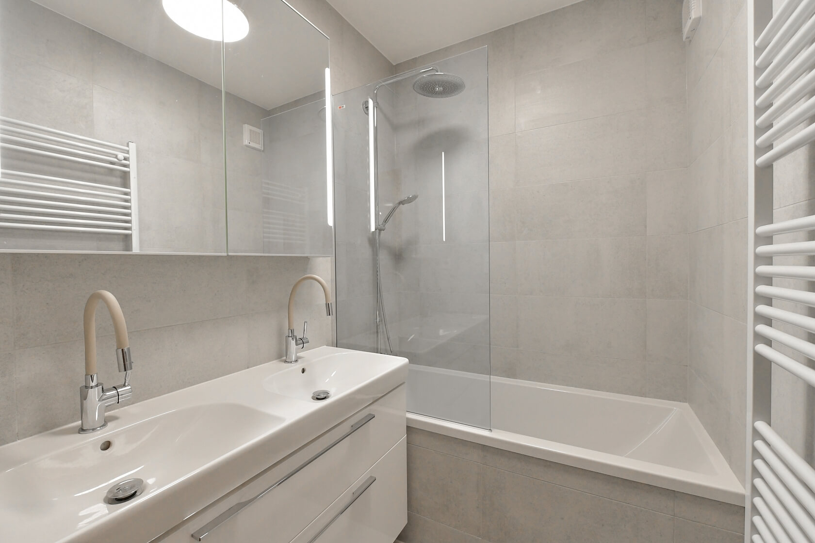 Bulharská, Vršovice - Prague 10 | Rent, Apartment Three-bedroom (4+kk), 158 m²