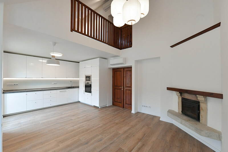 Bulharská, Vršovice - Praha 10 | Pronájem, Byt 4+kk, 158 m²