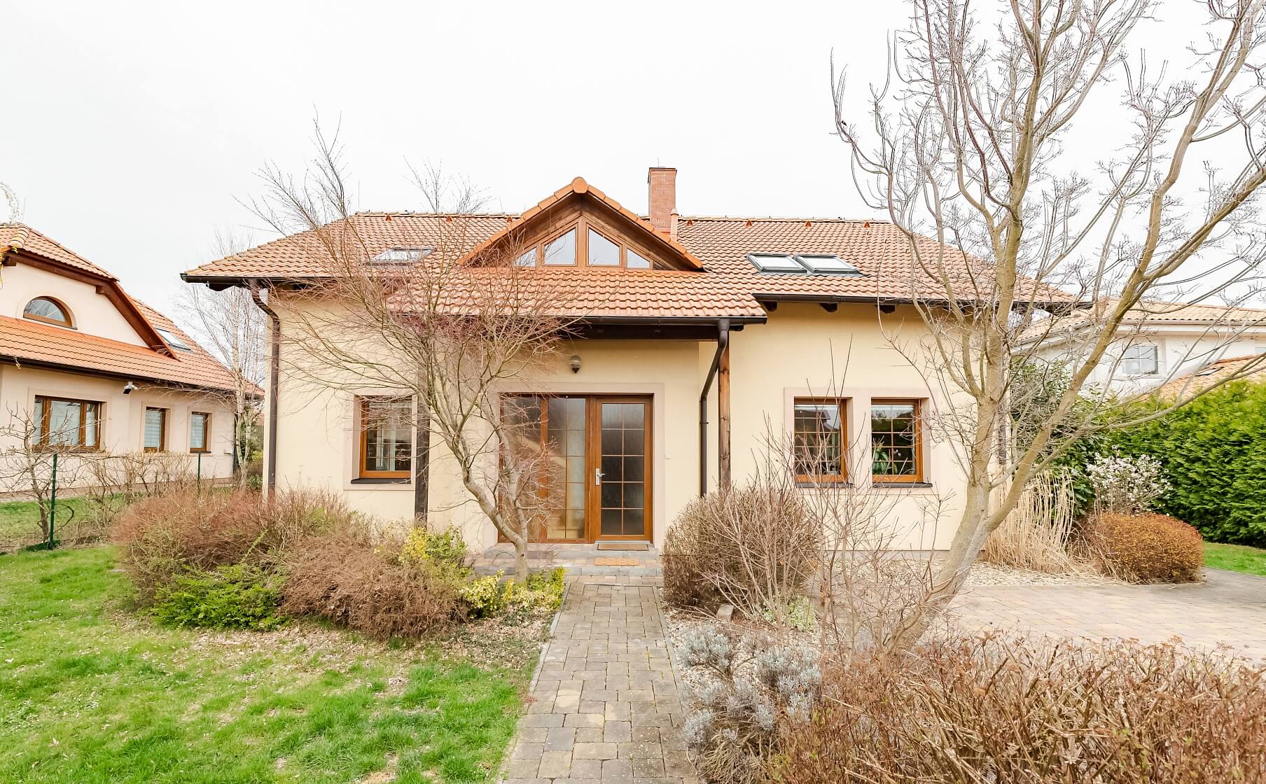 Dubová, Horoměřice - Praha-západ | Pronájem, Rodinný dům 6+kk, 190 m²