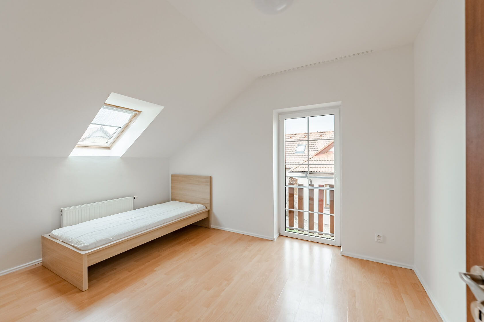 Dubová, Horoměřice - Praha-západ | Rent, House Five-bedroom (6+kk), 190 m²