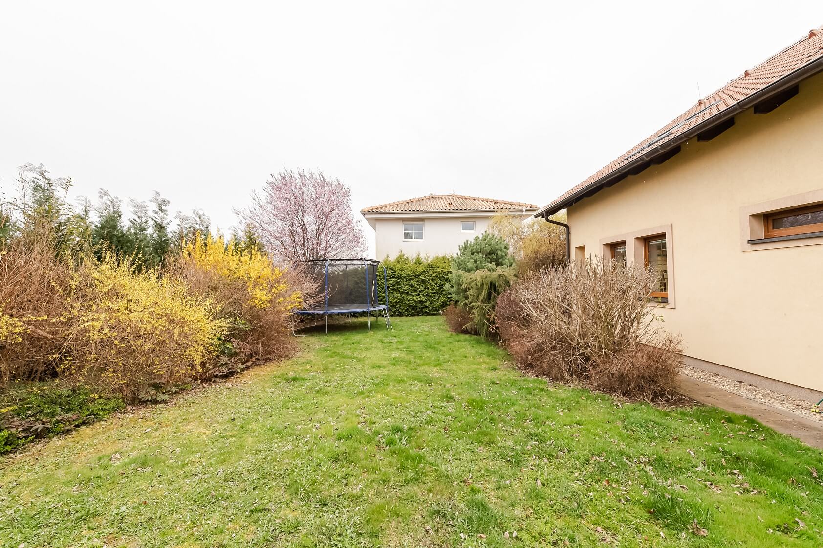 Dubová, Horoměřice - Praha-západ | Pronájem, Rodinný dům 6+kk, 190 m²