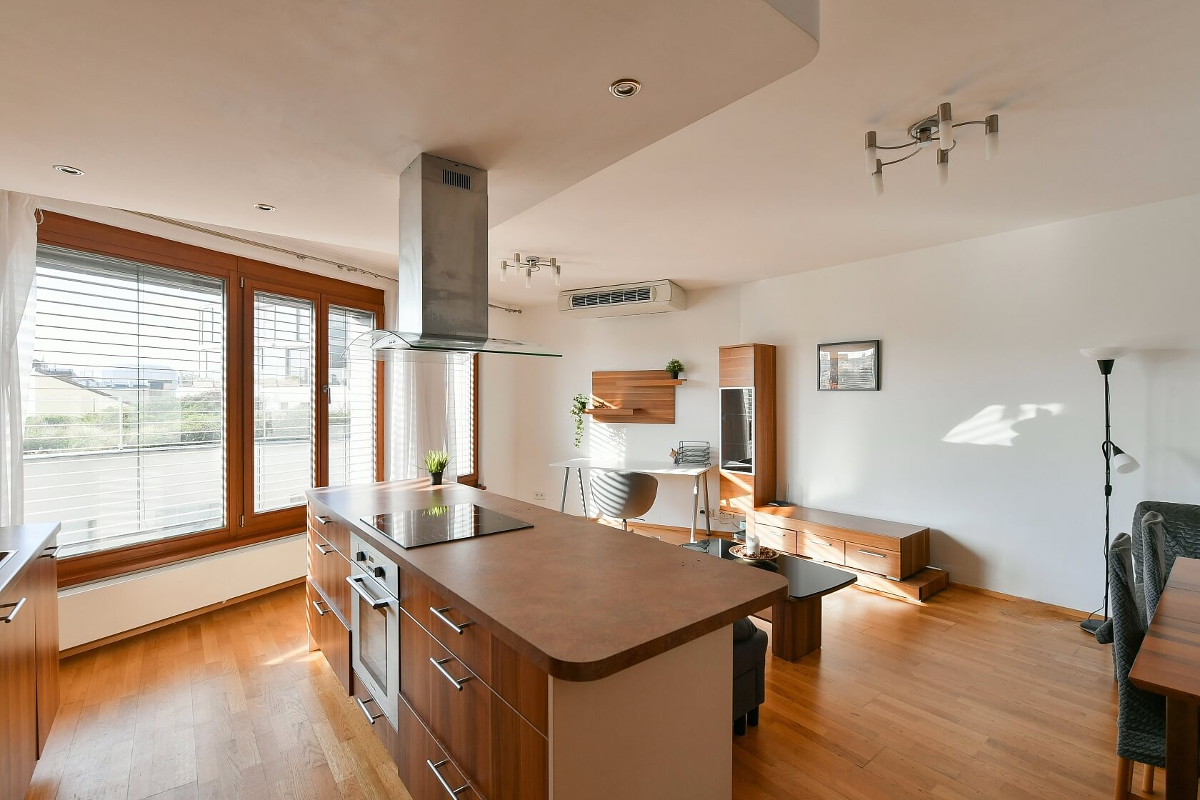 Vodičkova, Nové Město - Praha 1 | Pronájem, Byt 2+kk, 65 m²