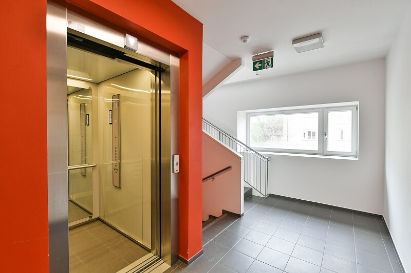 Na pláni, Smíchov - Prague 5 | Rent, Apartment Two-bedroom (3+kk), 101 m²