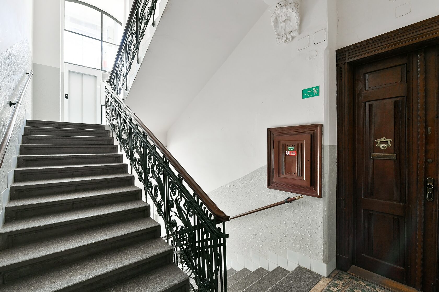 U Havlíčkových sadů, Vinohrady - Praha 2 | Pronájem, Byt 2+kk, 77 m²