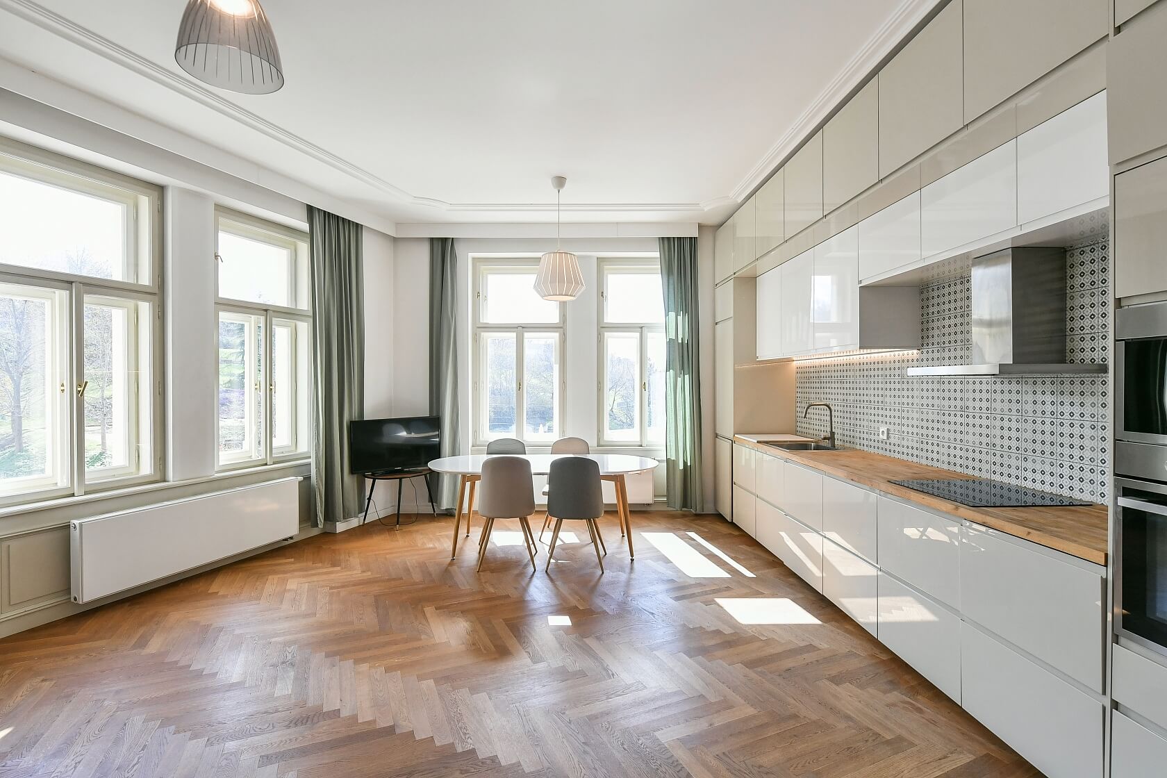 U Rajské zahrady, Žižkov - Praha 3 | Pronájem, Byt 3+kk, 116 m²