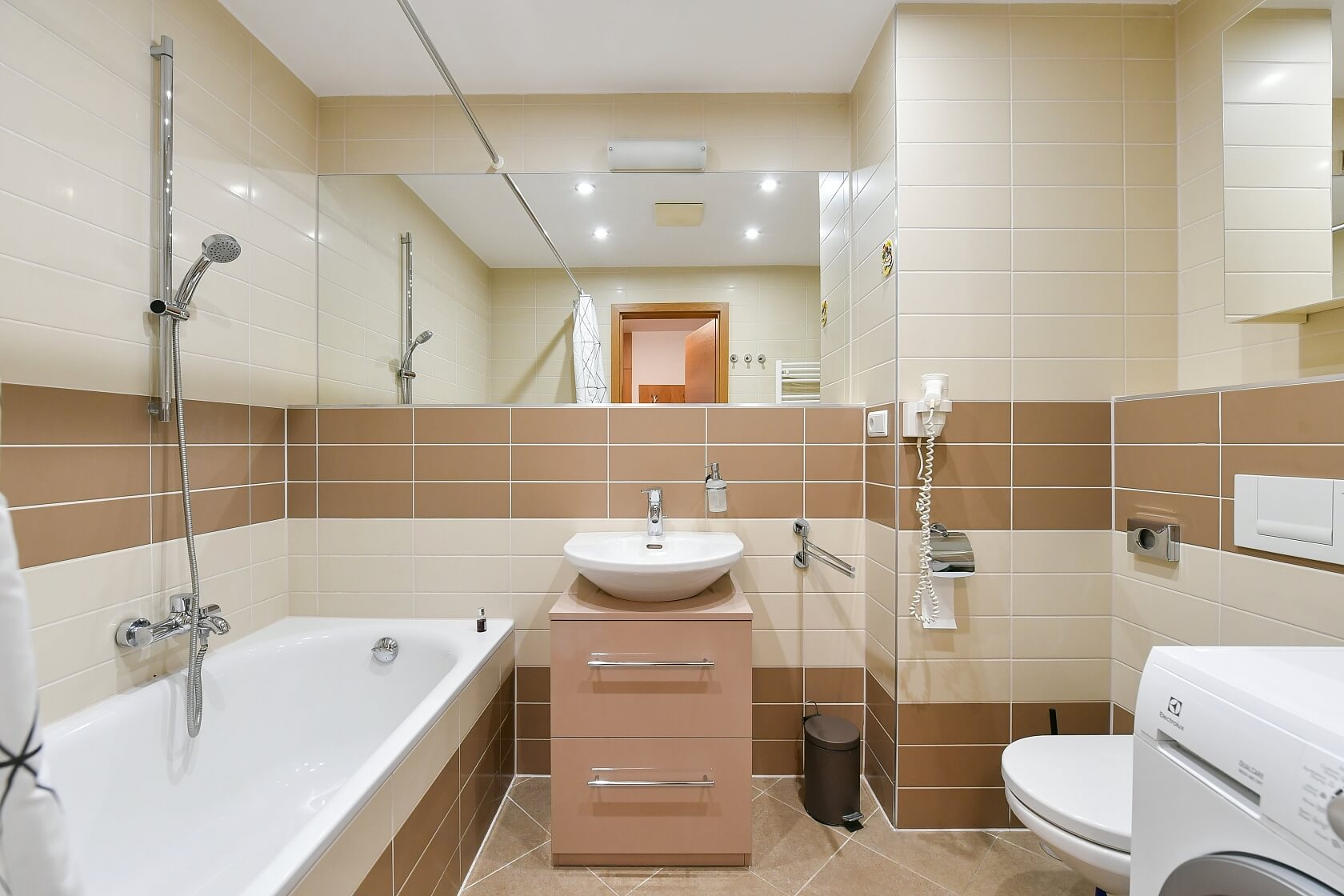 Karla Engliše, Smíchov - Praha 5 | Pronájem, Byt 2+kk, 62 m²