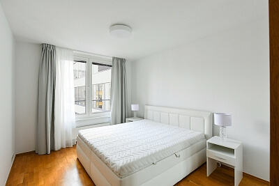 Karla Engliše, Smíchov - Prague 5 | Rent, Apartment One-bedroom (2+kk), 62 m²