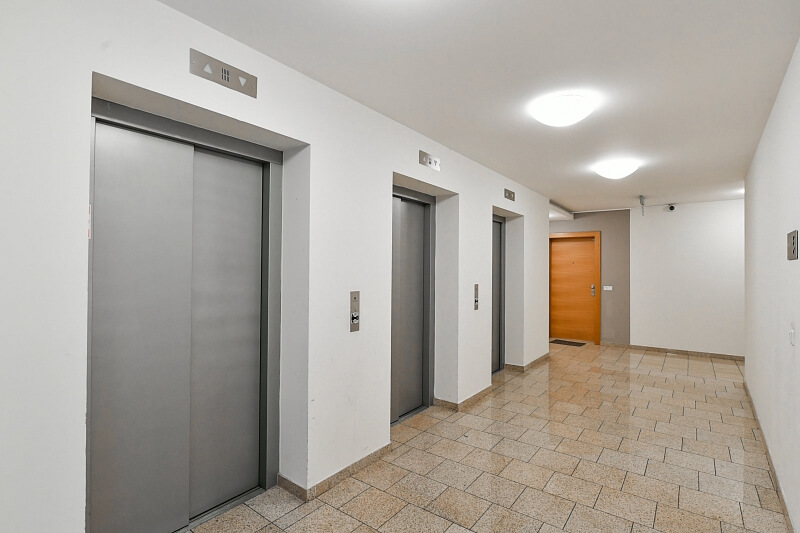 Karla Engliše, Smíchov - Praha 5 | Pronájem, Byt 2+kk, 62 m²