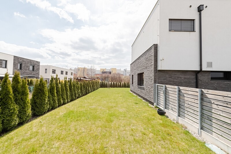 Waldesova, Stodůlky - Prague 5 | Rent, House Four-bedroom (5+kk), 162 m²