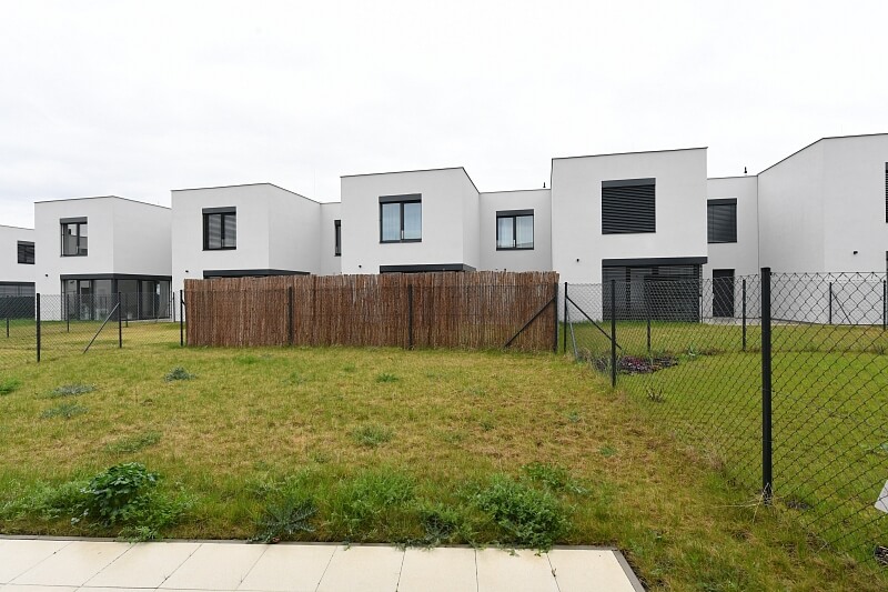 Kurta Hubera, Čakovice - Praha 9 | Pronájem, Rodinný dům 4+kk, 131 m²