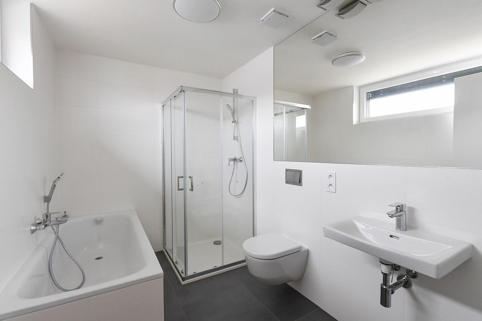 Kurta Hubera, Čakovice - Praha 9 | Pronájem, Rodinný dům 4+kk, 131 m²