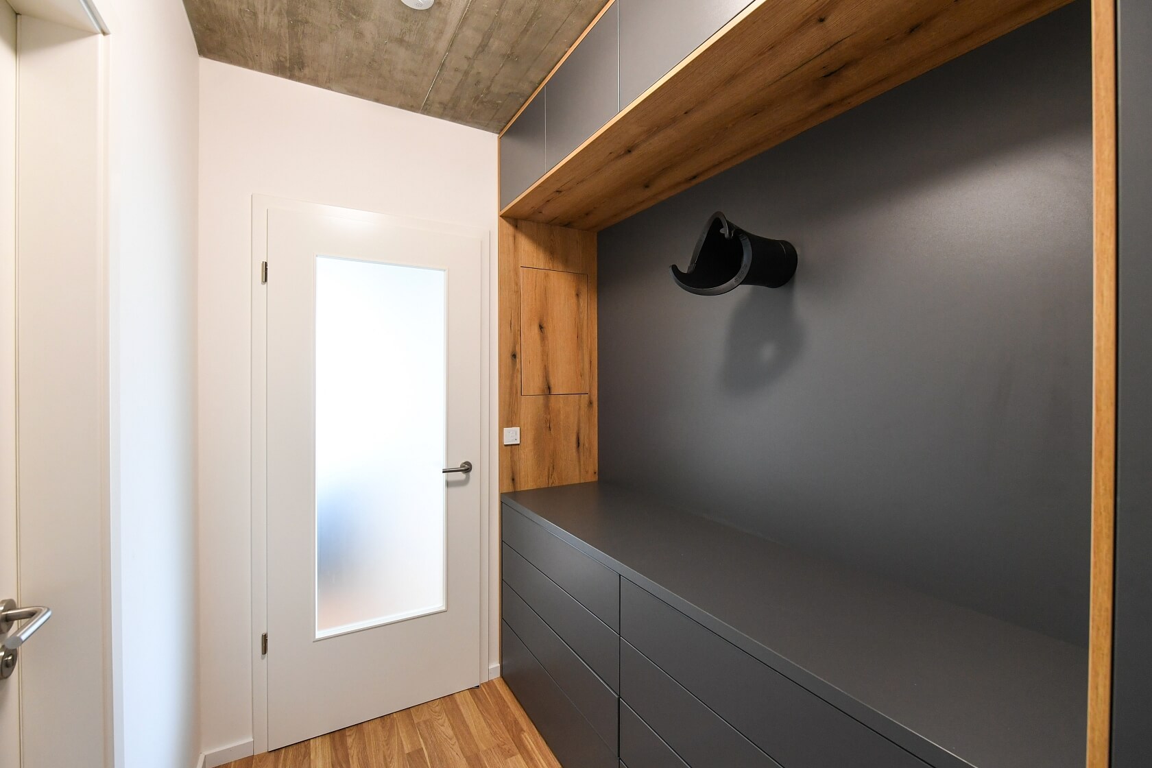 Novovysočanská, Libeň - Prague 9 | Rent, Apartment One-bedroom (2+kk), 77 m²