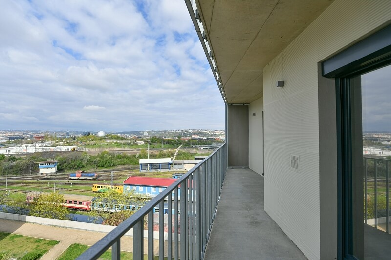 Novovysočanská, Libeň - Prague 9 | Rent, Apartment One-bedroom (2+kk), 77 m²