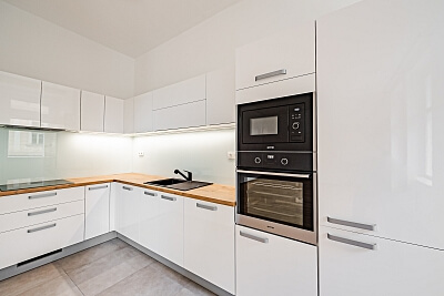 Třebízského, Mariánské Lázně - Cheb | Sale, Apartment One-bedroom (2+kk), 65 m²