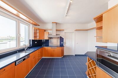 Čiklova, Nusle - Praha 4 | Pronájem, Byt 3+1, 203 m²