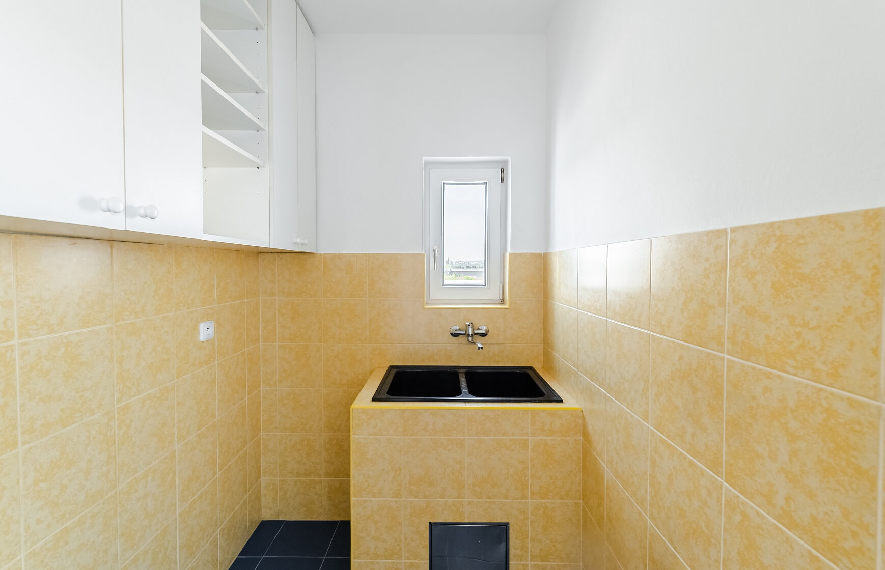 Čiklova, Nusle - Prague 4 | Rent, Apartment Two-bedroom (3+1), 203 m²