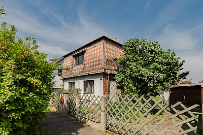 Danielova, Čakovice - Prague 9 | Sale, House Three-bedroom (4+1), 110 m²