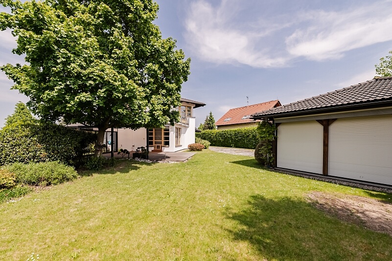 Wolkerova, Jirny - Praha-východ | Sale, House Three-bedroom (4+kk), 248 m²