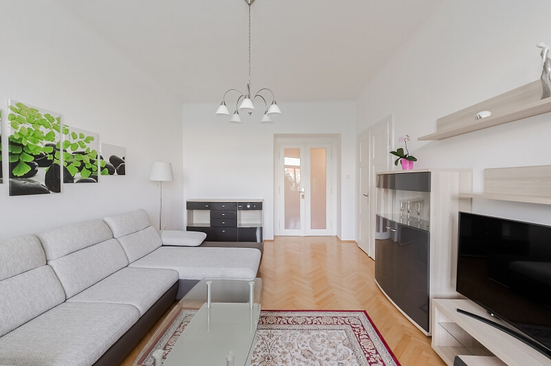Dřevná, Nové Město - Prague 2 | Rent, Apartment One-bedroom (2+1), 80 m²