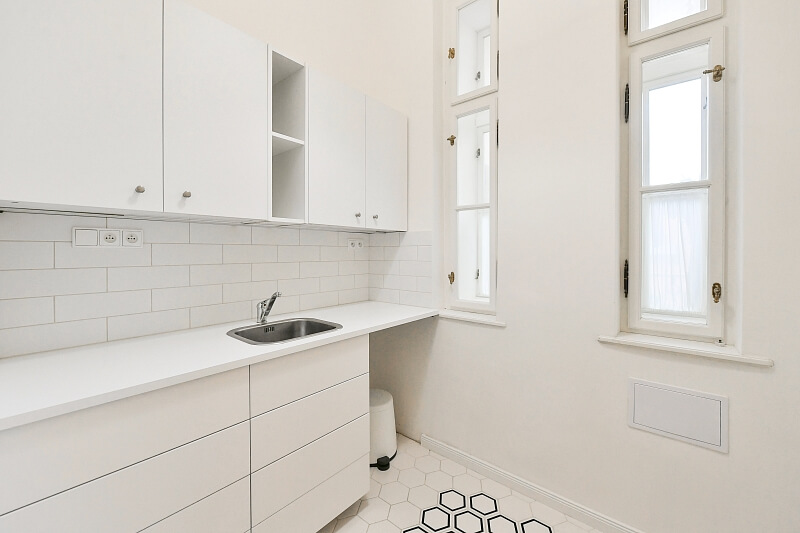 Sokolovská, Karlín - Praha 8 | Pronájem, Byt 2+kk, 56 m²