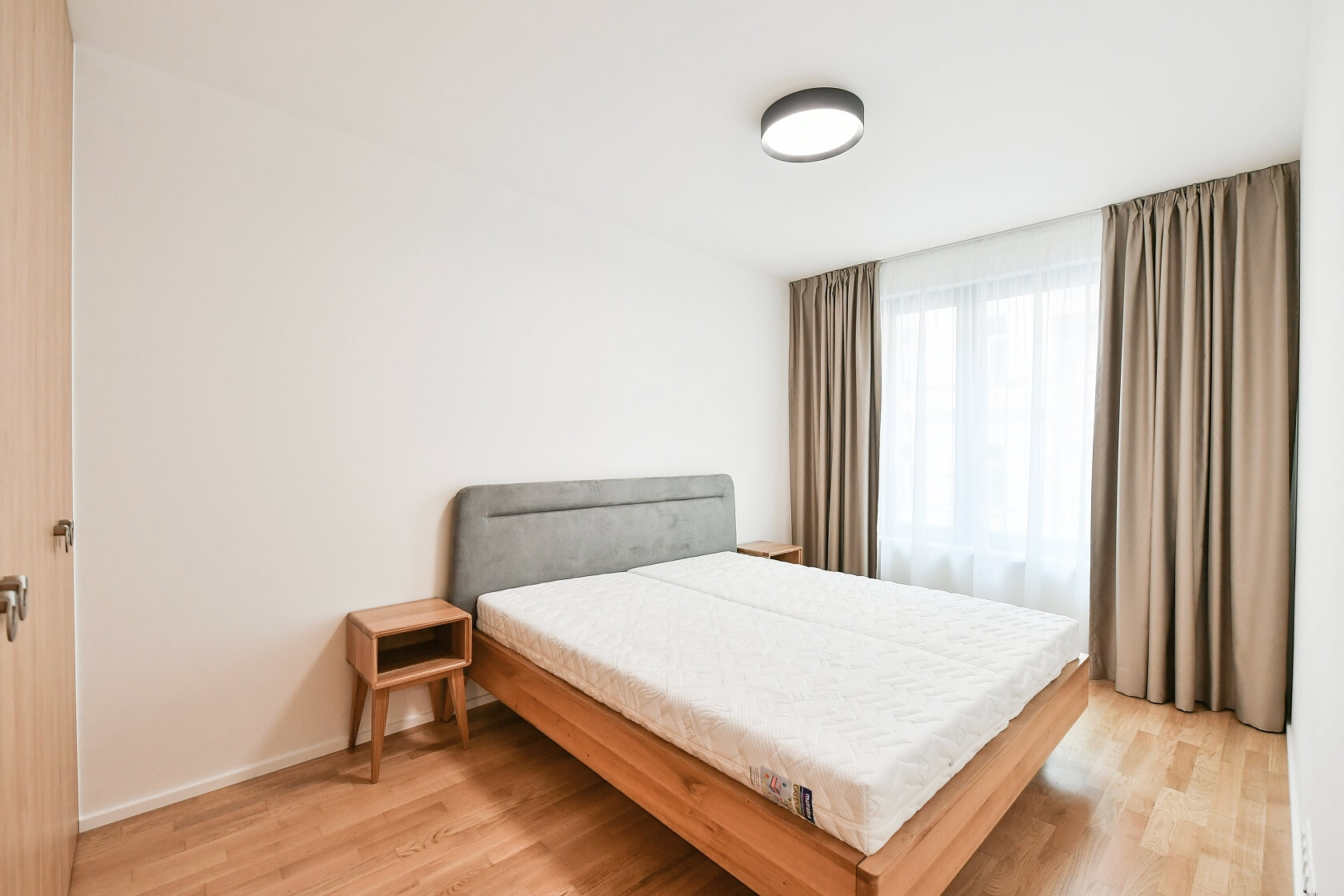 Krásova, Žižkov - Prague 3 | Rent, Apartment Two-bedroom (3+kk), 80 m²