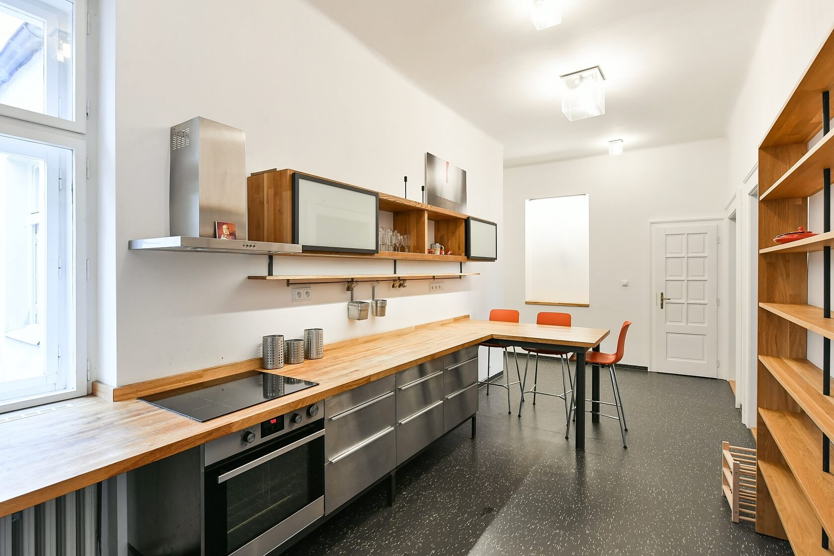Štěpánská, Nové Město - Praha 1 | Pronájem, Byt 2+kk, 87 m²