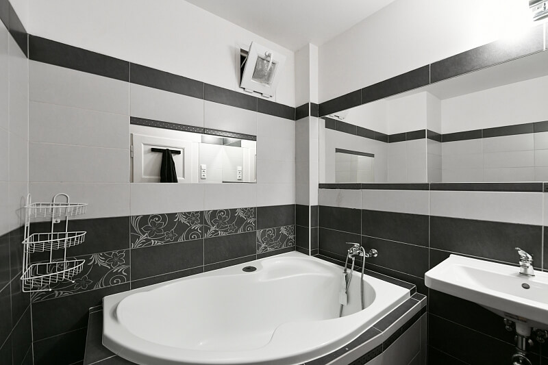 Lucemburská, Žižkov - Prague 3 | Rent, Apartment One-bedroom (2+kk), 65 m²