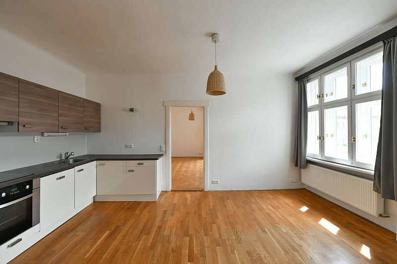 Lucemburská, Žižkov - Prague 3 | Rent, Apartment One-bedroom (2+kk), 65 m²