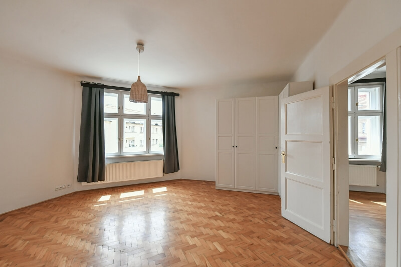 Lucemburská, Žižkov - Prague 3 | Rent, Apartment One-bedroom (2+kk), 65 m²