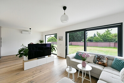 Patočkova, Horoměřice - Praha-západ | Sale, House Five-bedroom (6+kk), 180 m²