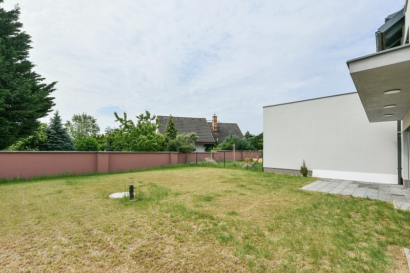 Patočkova, Horoměřice - Praha-západ | Sale, House Five-bedroom (6+kk), 180 m²