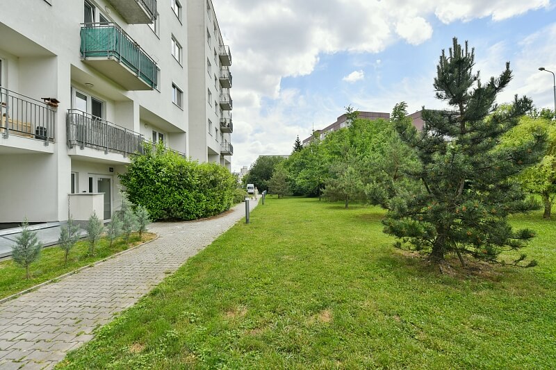 Silurská, Hlubočepy - Prague 5 | Rent, Apartment One-bedroom (2+kk), 81 m²