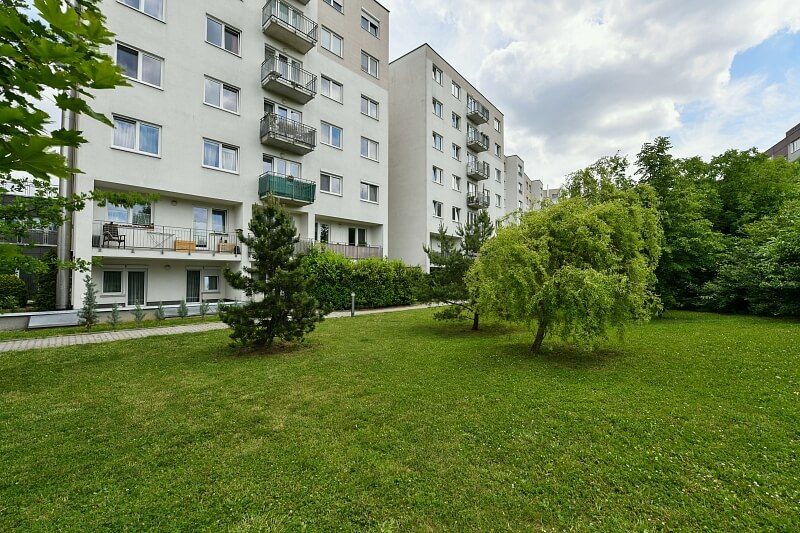 Silurská, Hlubočepy - Prague 5 | Rent, Apartment One-bedroom (2+kk), 81 m²