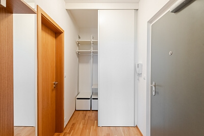 Korunní, Vinohrady - Praha 10 | Pronájem, Byt 1+kk, 49 m²