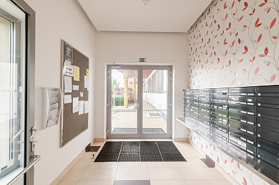 Zakšínská, Střížkov - Prague 9 | Sale, Apartment Studio (1+kk), 29 m²