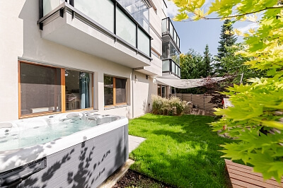 Uhříněveská, Průhonice - Praha-západ | Sale, Apartment Three-bedroom (4+kk), 108 m²