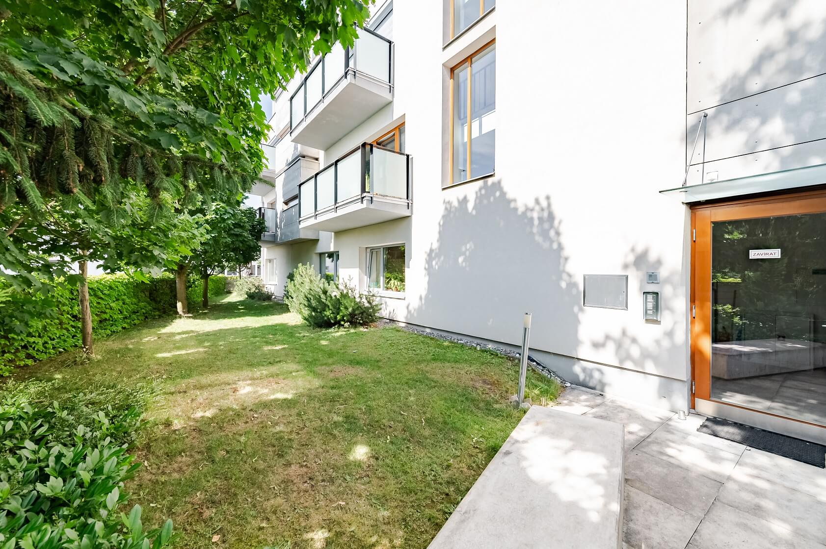 Uhříněveská, Průhonice - Praha-západ | Prodej, Byt 4+kk, 108 m²