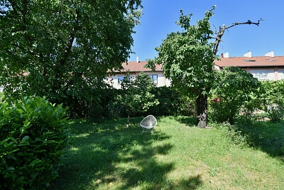 Dvouletky, Strašnice - Prague 10 | Sale, Apartment Three-bedroom (4+kk), 110 m²