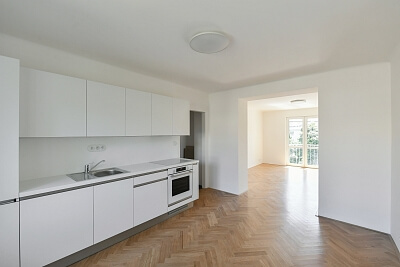 Konopišťská, Vršovice - Prague 10 | Sale, Apartment One-bedroom (2+kk), 54 m²