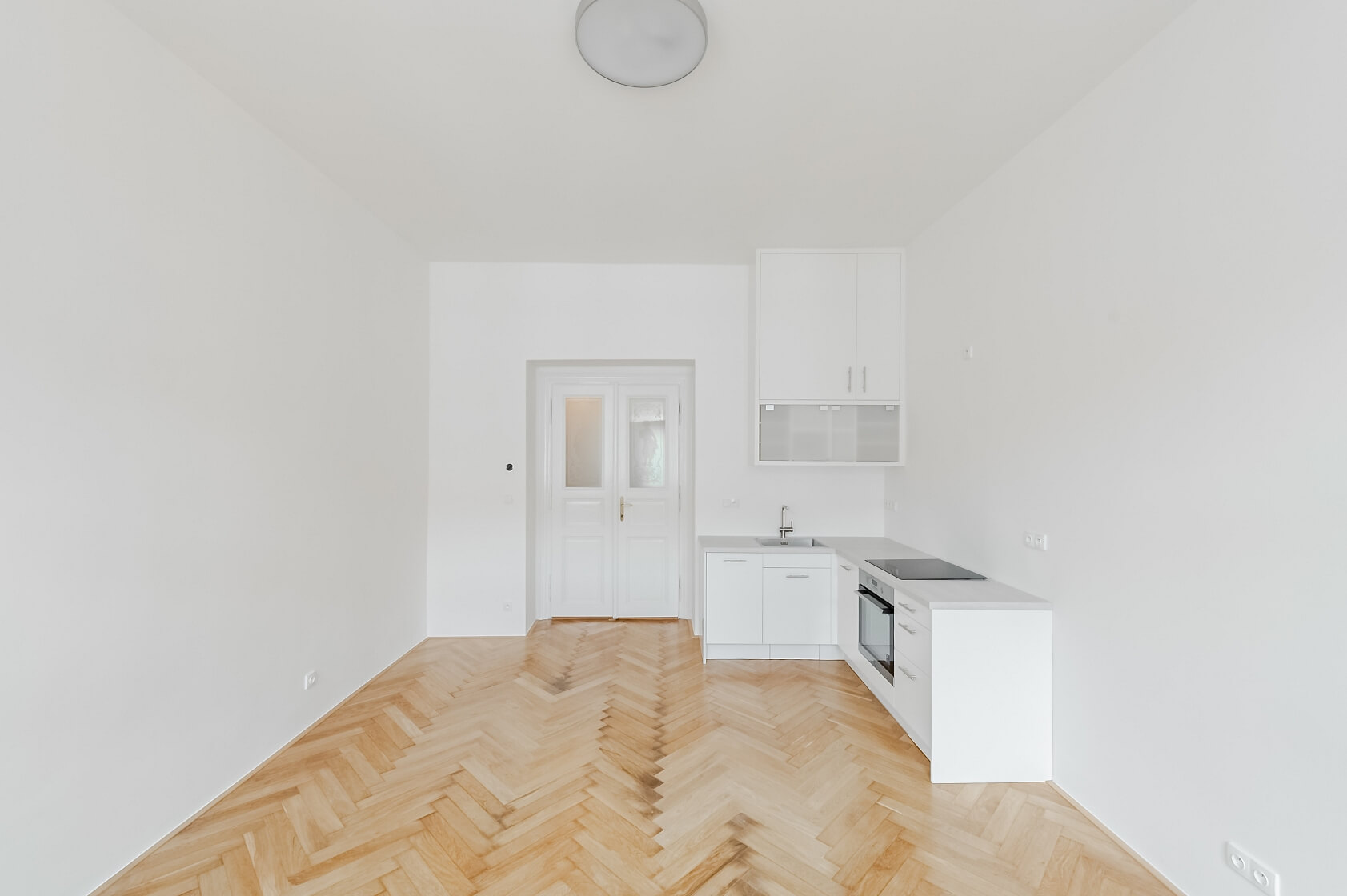 Varšavská, Vinohrady - Prague 2 | Rent, Apartment One-bedroom (2+kk), 53 m²