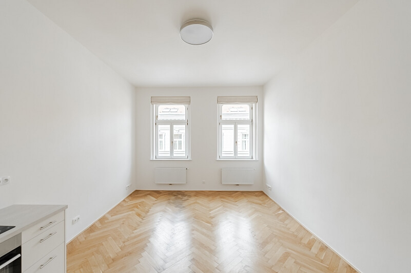 Varšavská, Vinohrady - Prague 2 | Rent, Apartment One-bedroom (2+kk), 53 m²