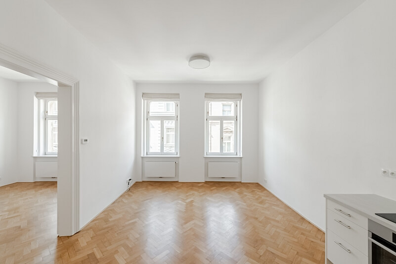 Varšavská, Vinohrady - Prague 2 | Rent, Apartment Two-bedroom (3+kk), 76 m²