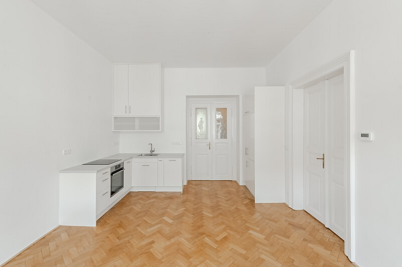Varšavská, Vinohrady - Prague 2 | Rent, Apartment Two-bedroom (3+kk), 76 m²