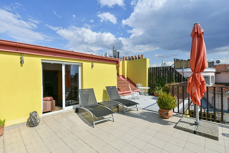 Kolínská, Vinohrady - Prague 3 | Rent, Apartment Three-bedroom (4+kk), 152 m²