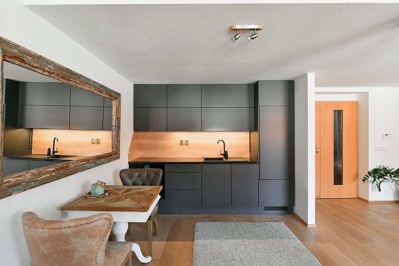 Kolínská, Vinohrady - Prague 3 | Rent, Apartment Three-bedroom (4+kk), 152 m²